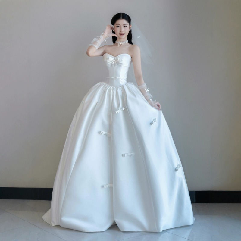 ชุดแต่งงานสีขาวแบบไร้สายรัดไหล - Photography Lighting Basics บทวิจารณ์และราคา